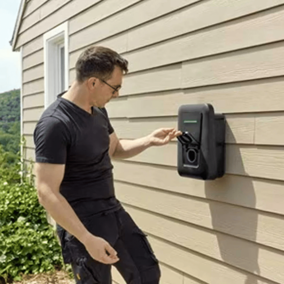 Deliez-electricite - Comment choisir un électricien pour particulier en 2025 pour sécuriser ma maison, optimiser ma consommation et installer une borne de recharge ? - Featured Image 1